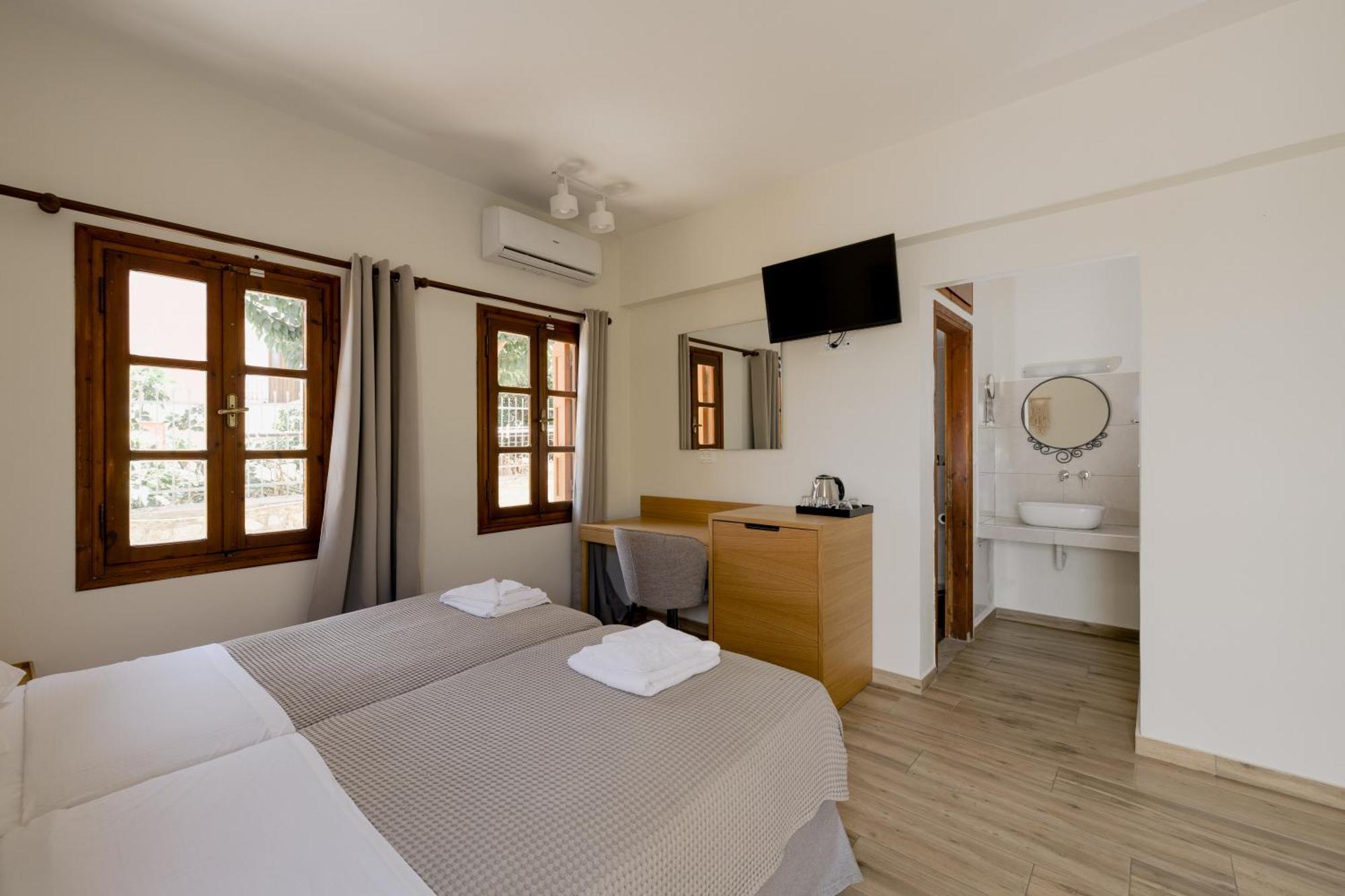 Opera House Hotel 锡米 外观 照片