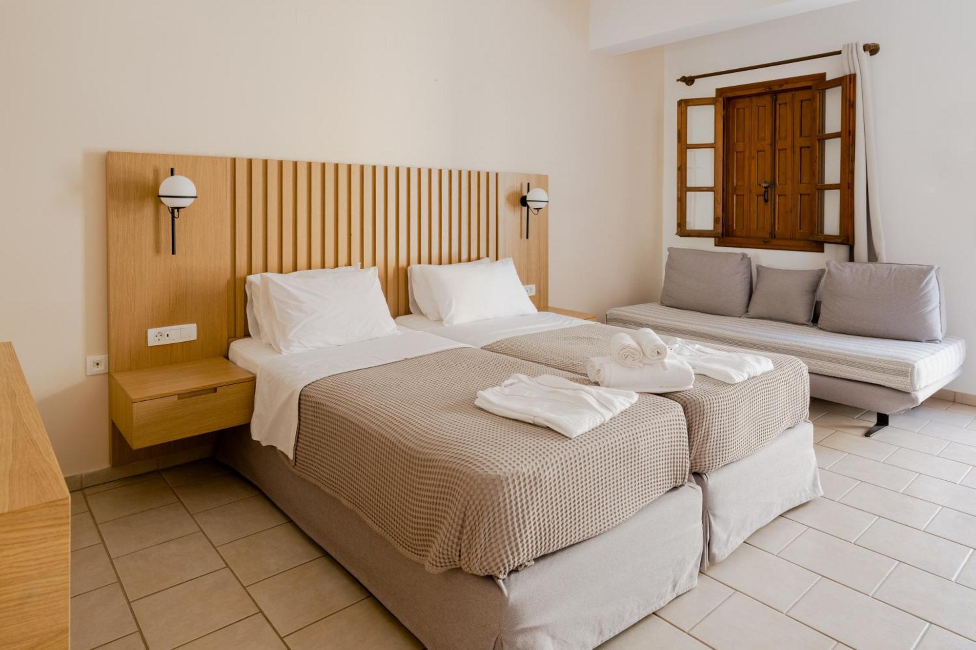 Opera House Hotel 锡米 外观 照片